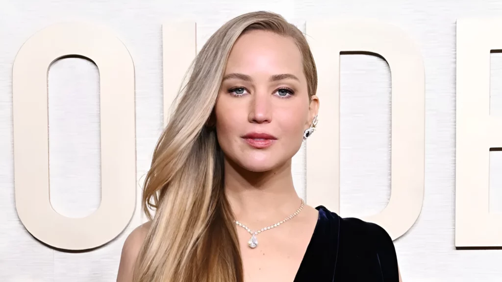 Jennifer Lawrence and celebrities cheeks slimming through buccal fat removal